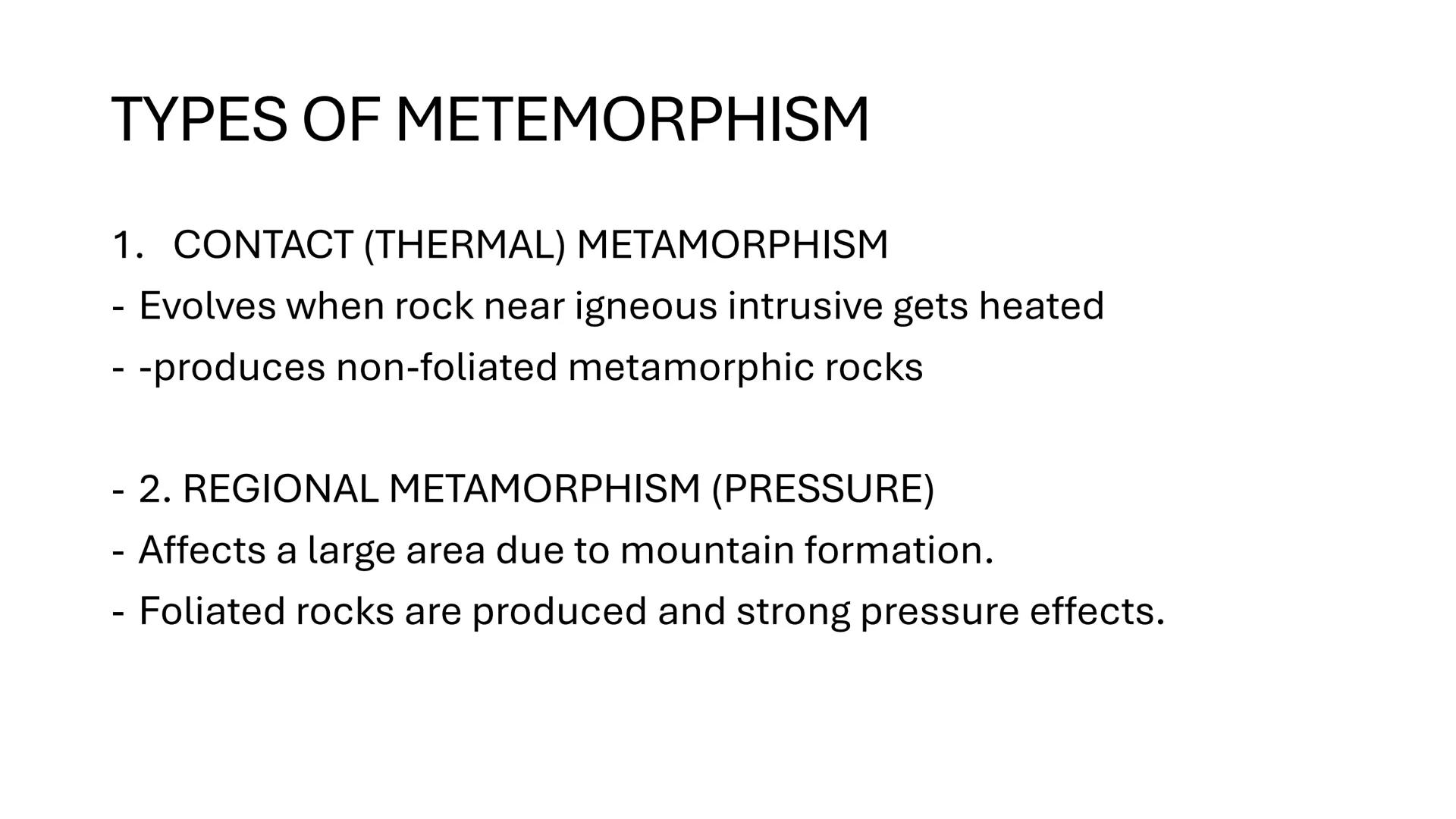 # ROCKS AND MINERALS WHAT ARE THEIR DIFFERENCES?
ROCKS
MINERALS
&GEMS
The definitive visual catalog
of the treasure beneath your feet
1,000